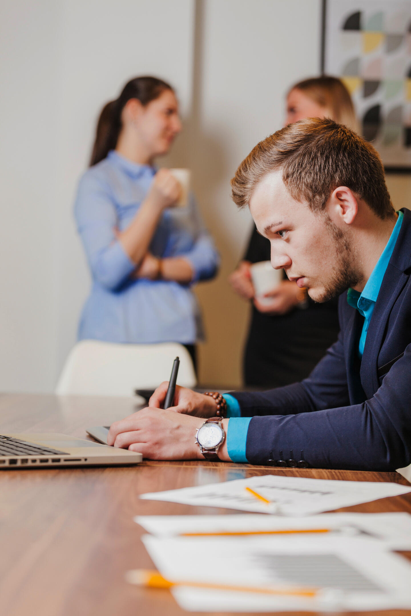 Build your agency brand on LinkedIn with ZaLink's expert consulting Build your agency brand on LinkedIn with ZaLink's expert consulting